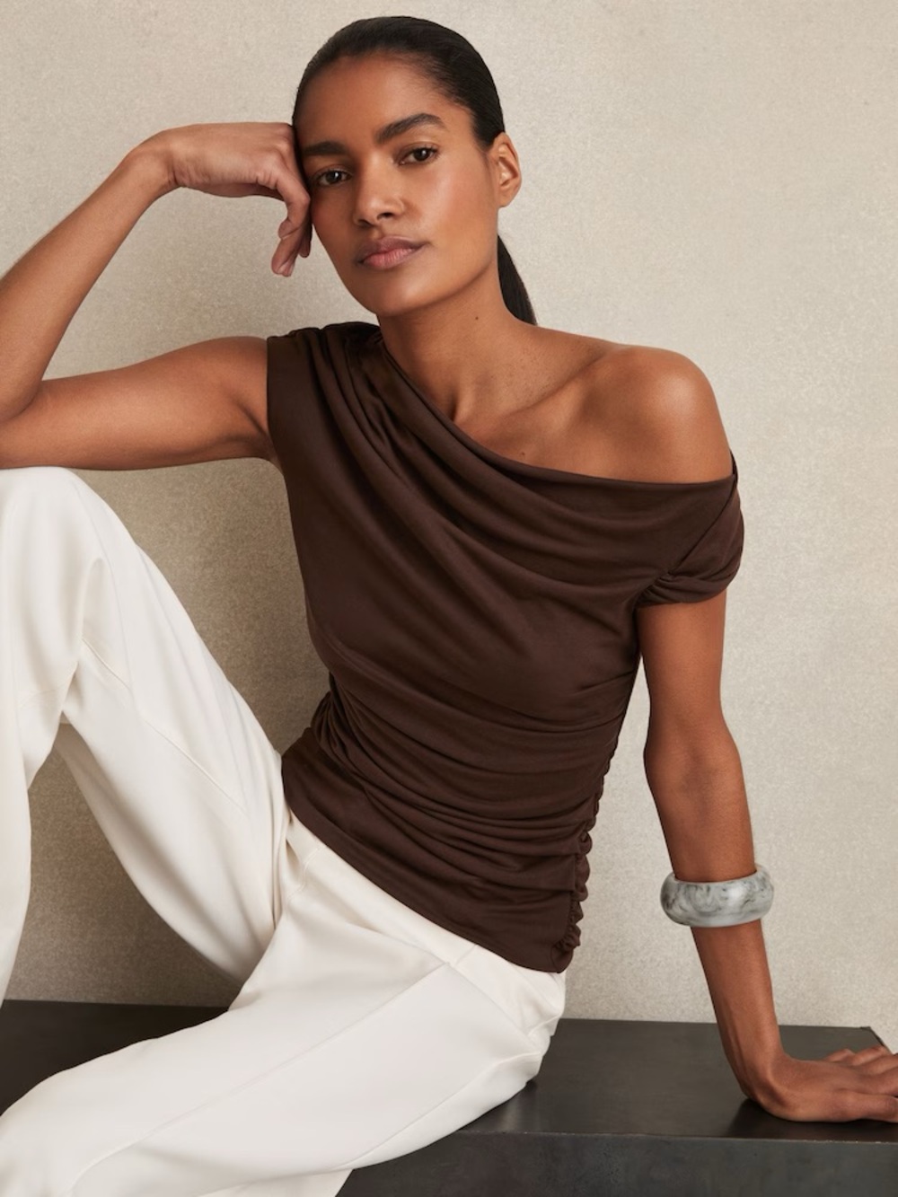 NWT Reiss Womens Serena One-Shoulder Ruched Top in Rich Brown